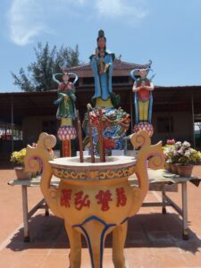 Pagoda Bukit Teratai Batam