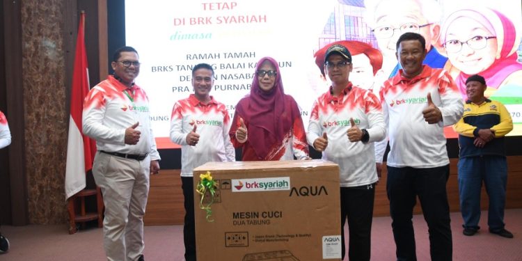 Semarak Ramah Tamah, ASN Purnabakti Karimun Raih Doorprize dari BRK Syariah